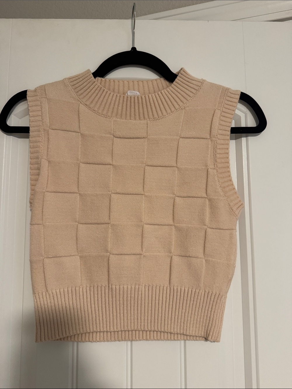 Sage Cream Sleeveless Checker Knit Crop Sweater Vest